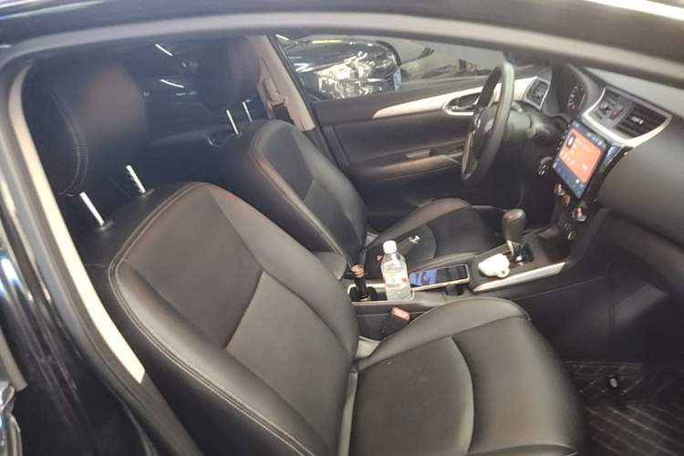 Used Nissan Sylphy 2019 Classic 1.6XE CVT Comfort Edition Right Front Seat