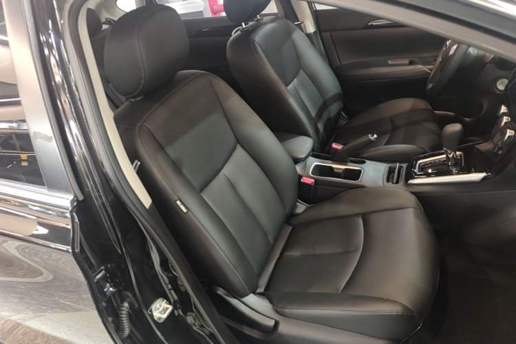 Used Nissan Sylphy 2019 Classic 1.6XL CVT Luxury Edition Right Front Seat