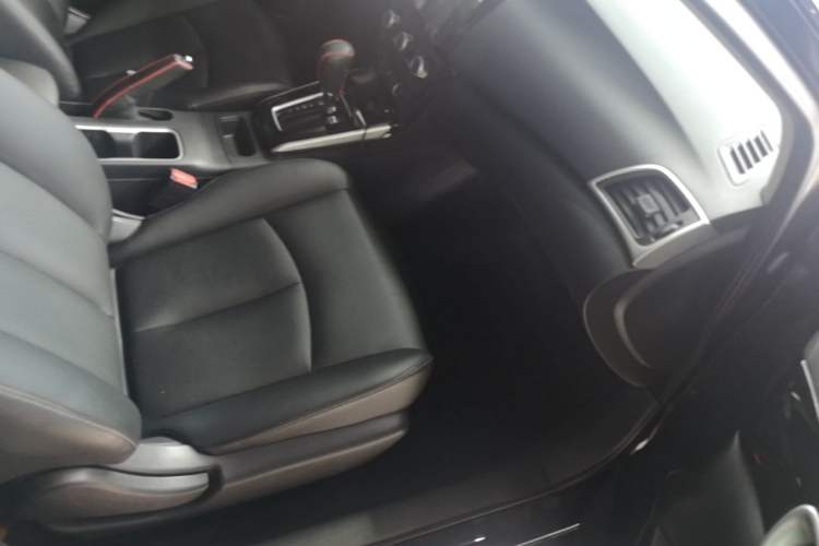 Used Nissan Sylphy 2019 Classic 1.6XL CVT Luxury Edition Right Front Seat