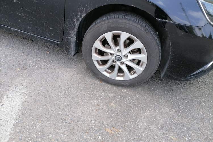Used Nissan Sylphy 2019 1.6XV CVT Smart Connect Luxury Edition China VI Standard Right Front Wheel Hub