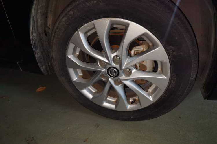 Used Nissan Sylphy 2019 Classic 1.6XL CVT Luxury Edition Right Front Wheel Hub
