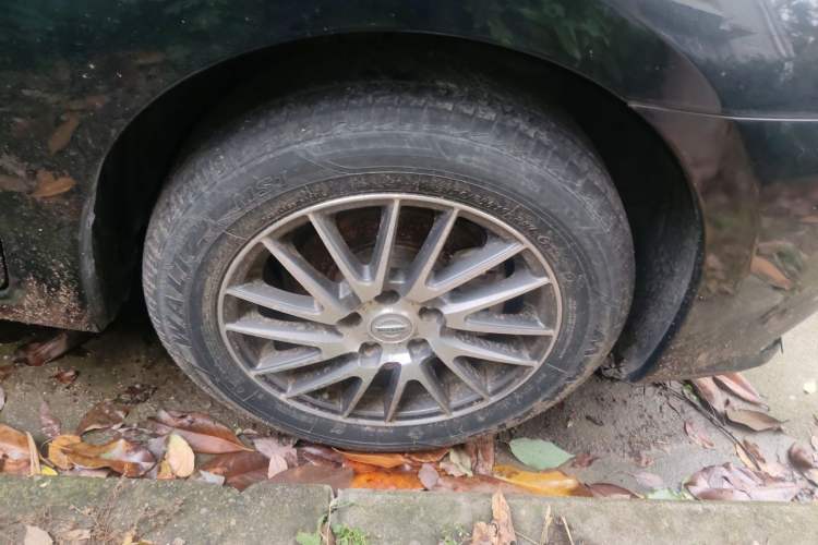 Used Nissan Sylphy 2019 Classic 1.6XE CVT Comfort Edition Right Front Wheel Hub