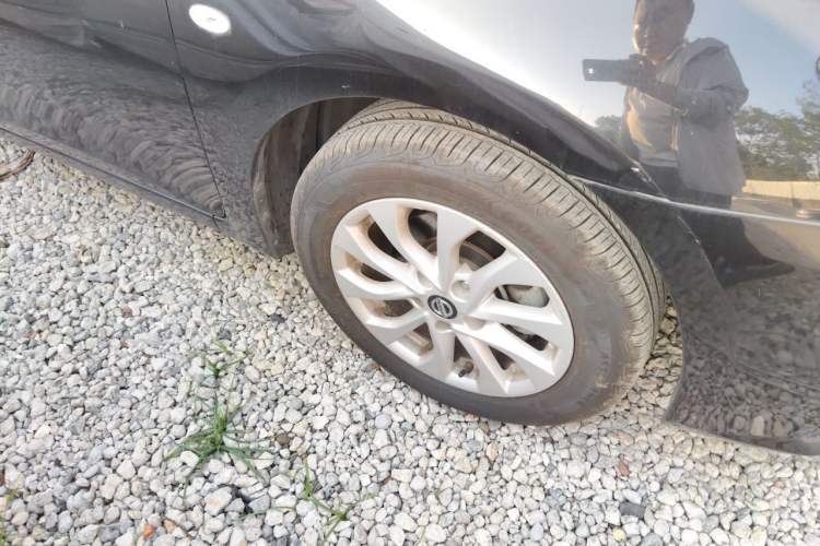 Used Nissan Sylphy 2019 Classic 1.6XL CVT Luxury Edition Right Front Wheel Hub