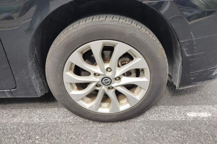 Used Nissan Sylphy 2019 1.6XV CVT Smart Connect Luxury Edition China VI Standard Right Front Wheel Hub