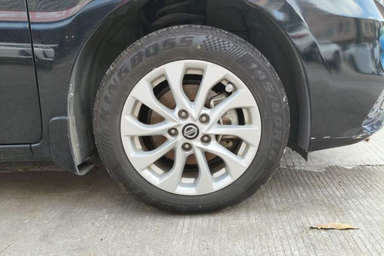Used Nissan Sylphy 2019 1.6XV CVT Smart Connect Luxury Edition China VI Standard Right Front Wheel Hub