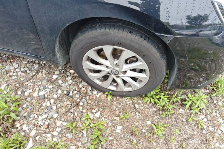 Used Nissan Sylphy 2019 1.6XV CVT Smart Connect Luxury Edition China VI Standard Right Front Wheel Hub