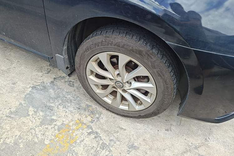 Used Nissan Sylphy 2019 1.6XV CVT Smart Connect Luxury Edition China VI Standard Right Front Wheel Hub