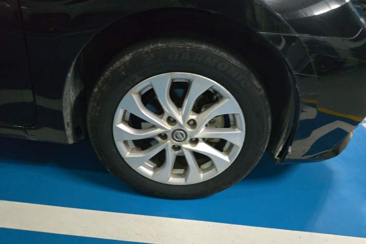 Used Nissan Sylphy 2019 Classic 1.6XL CVT Luxury Edition Right Front Wheel Hub