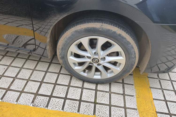 Used Nissan Sylphy 2019 1.6XV CVT Smart Connect Luxury Edition China VI Standard Right Front Wheel Hub