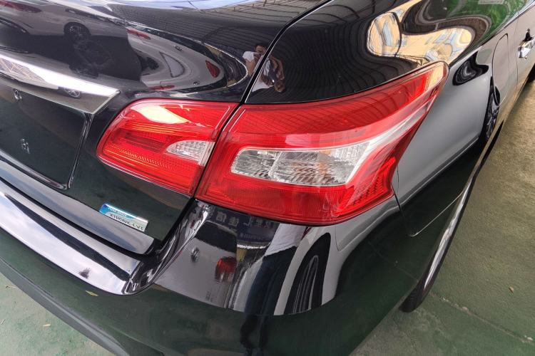 Used Nissan Sylphy 2019 1.6XV CVT Smart Connect Luxury Edition China VI Standard Right Rear Taillight