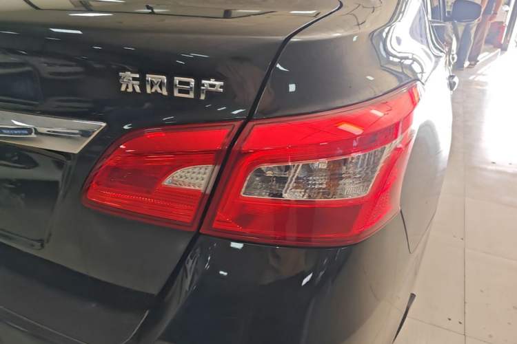 Used Nissan Sylphy 2019 Classic 1.6XL CVT Luxury Edition Right Rear Taillight