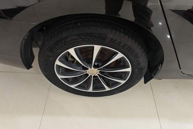 Used Nissan Sylphy 2019 Classic 1.6XE CVT Comfort Edition Right Rear Wheel Hub