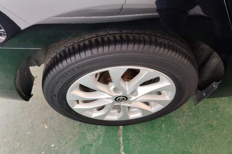 Used Nissan Sylphy 2019 1.6XV CVT Smart Connect Luxury Edition China VI Standard Right Rear Wheel Hub