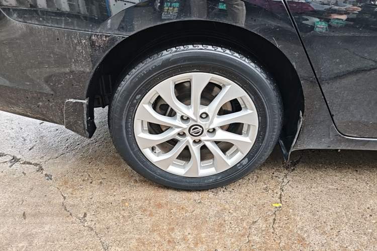 Used Nissan Sylphy 2019 1.6XV CVT Smart Connect Luxury Edition China VI Standard Right Rear Wheel Hub