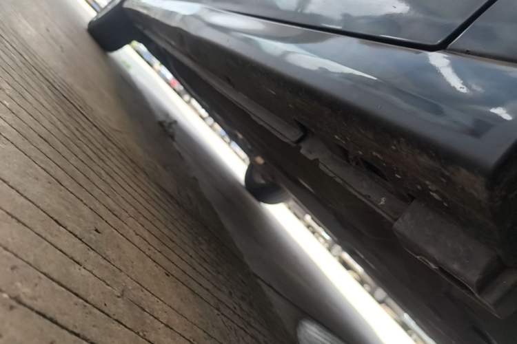 Used Nissan Sylphy 2019 Classic 1.6XE+ CVT SmartConnect Leading Edition Right Side Sill