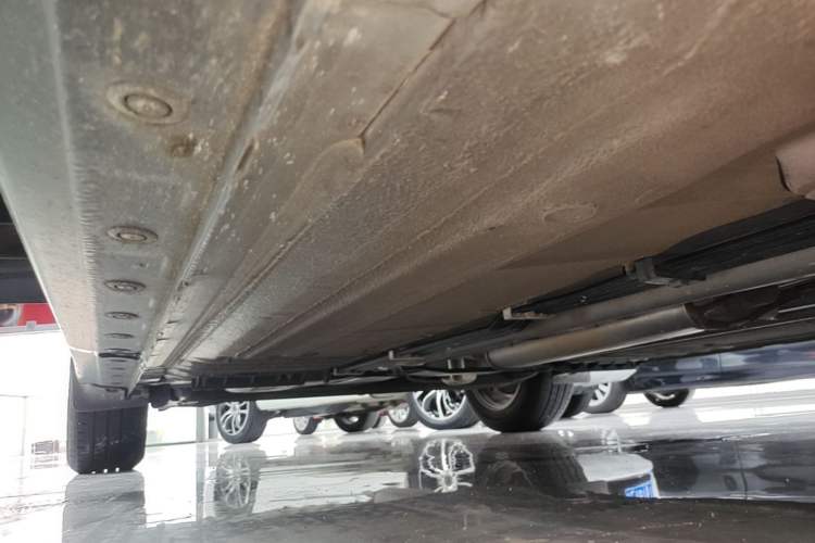 Used Nissan Sylphy 2019 1.6XV CVT Smart Connect Luxury Edition China VI Standard Right Side Sill
