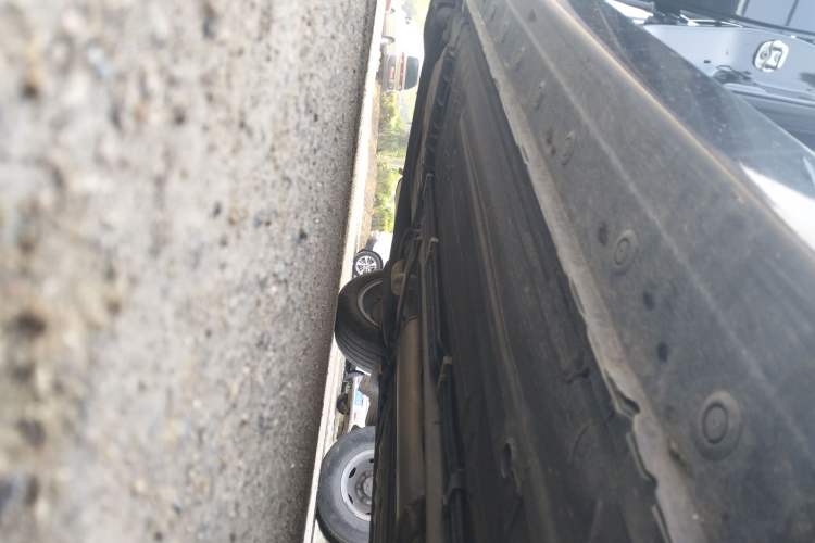 Used Nissan Sylphy 2019 Classic 1.6XE CVT Comfort Edition Right Side Sill