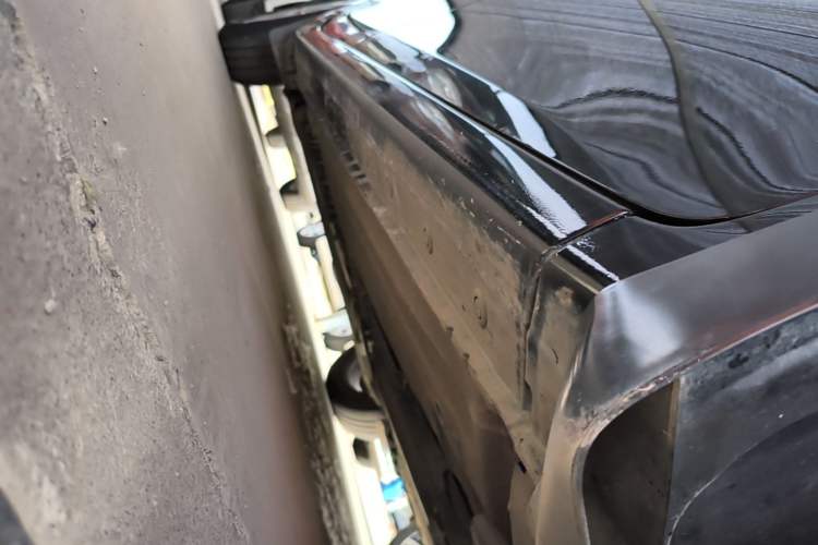 Used Nissan Sylphy 2019 Classic 1.6XL CVT Luxury Edition Right Side Sill
