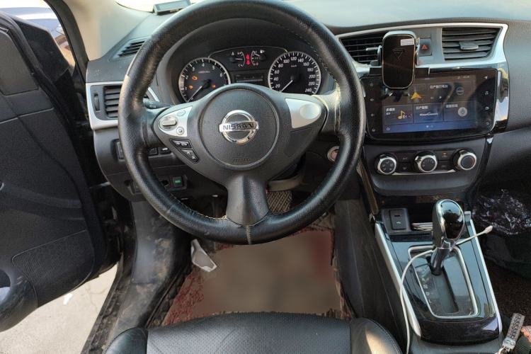 Used Nissan Sylphy 2019 1.6XV CVT Smart Connect Luxury Edition China VI Standard Steering Wheel
