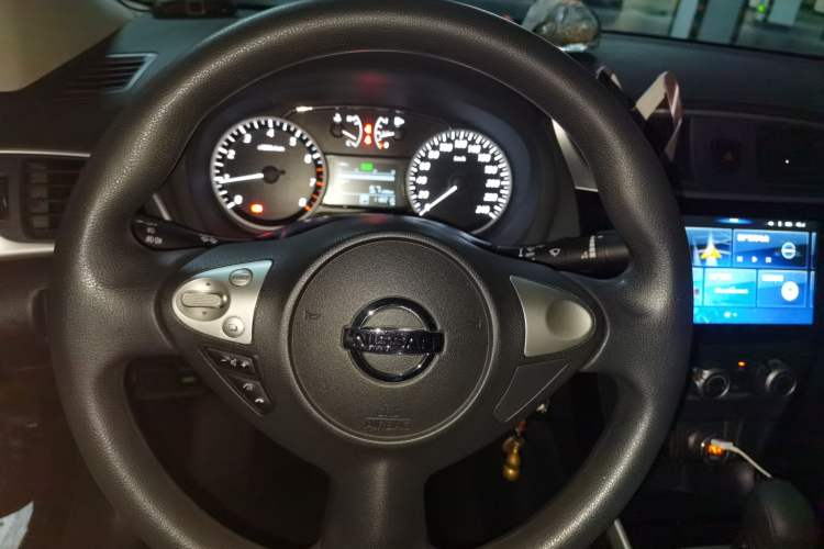 Used Nissan Sylphy 2019 Classic 1.6XL CVT Luxury Edition Steering Wheel