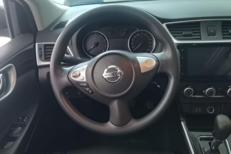 Used Nissan Sylphy 2019 Classic 1.6XL CVT Luxury Edition Steering Wheel