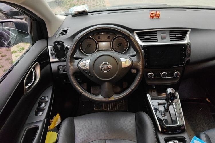 Used Nissan Sylphy 2019 1.6XV CVT Smart Connect Luxury Edition China V Standard Steering Wheel