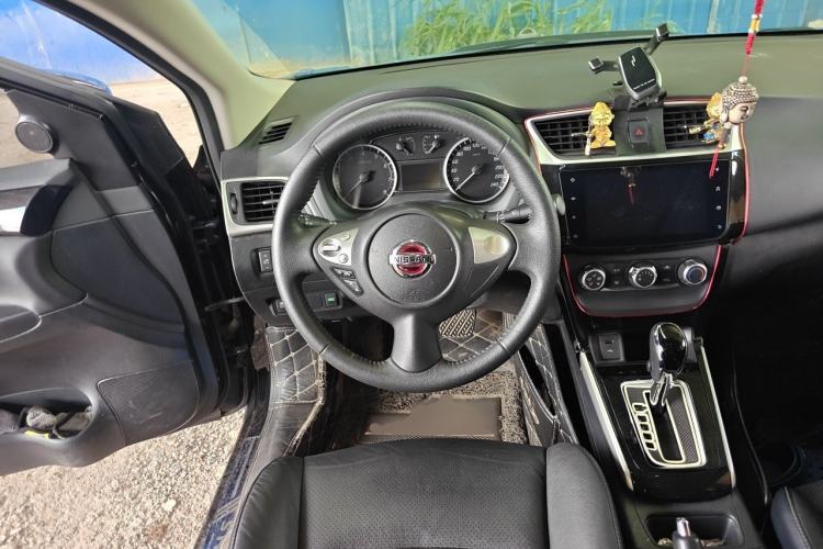 Used Nissan Sylphy 2019 1.6XV CVT Smart Connect Luxury Edition China VI Standard Steering Wheel