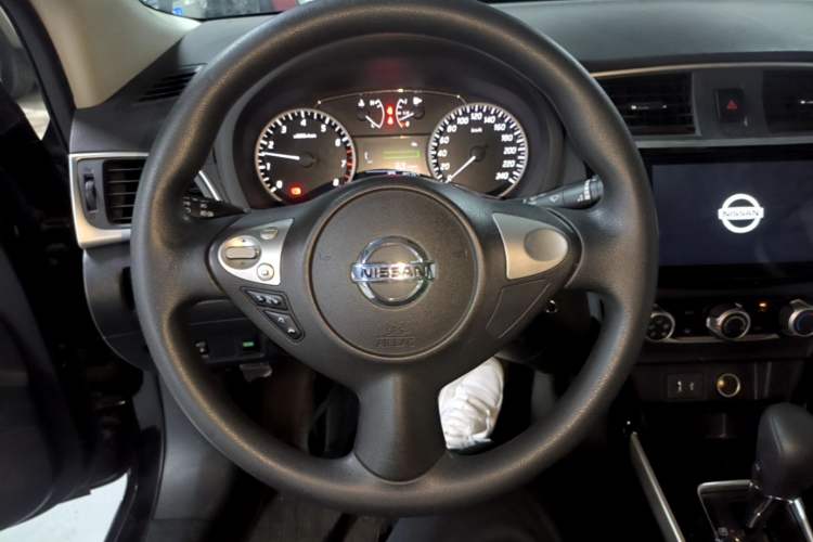 Used Nissan Sylphy 2019 Classic 1.6XL CVT Luxury Edition Steering Wheel