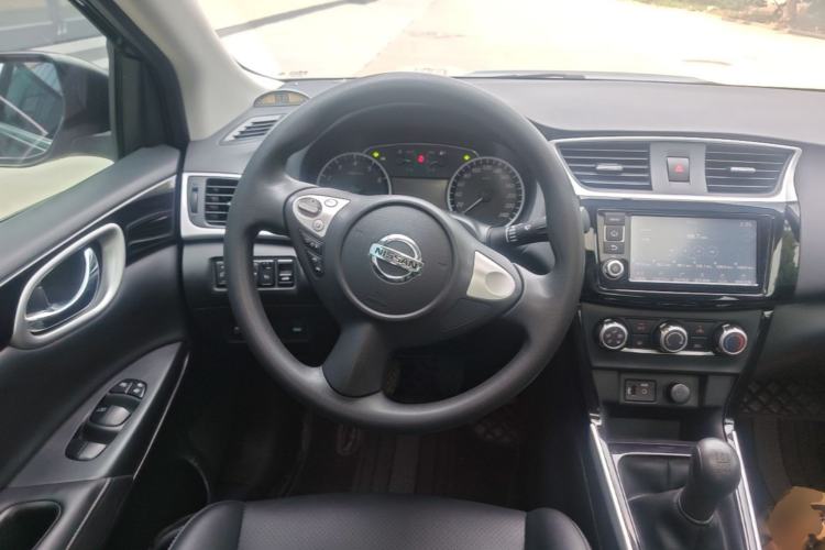 Used Nissan Sylphy 2019 Classic 1.6 XL Manual Luxury Edition Steering Wheel