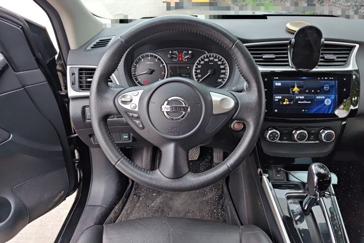 Used Nissan Sylphy 2019 1.6XV CVT Smart Connect Luxury Edition China VI Standard Steering Wheel