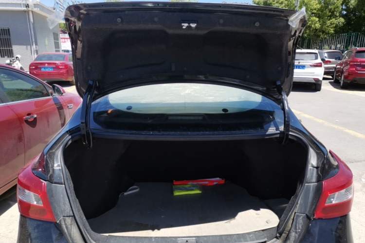Used Nissan Sylphy 2019 Classic 1.6XE CVT Comfort Edition Trunk