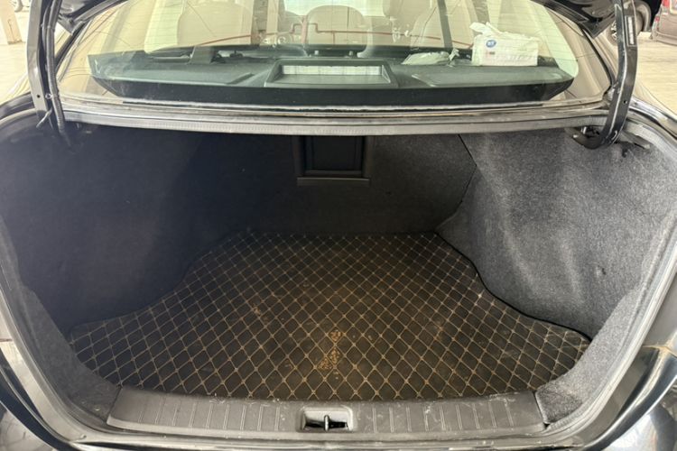Used Nissan Sylphy 2019 Classic 1.6XL CVT Luxury Edition Trunk