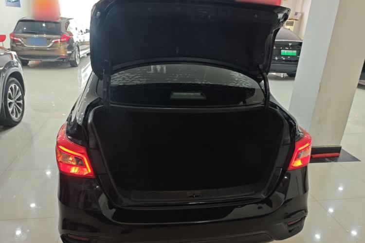 Used Nissan Sylphy 2019 Classic 1.6XE CVT Comfort Edition Trunk