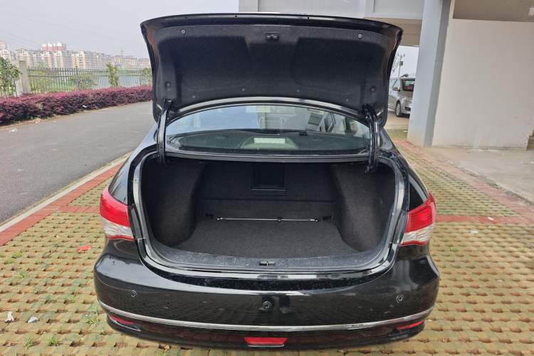 Used Nissan Sylphy 2019 Classic 1.6XE+ CVT SmartConnect Leading Edition Trunk