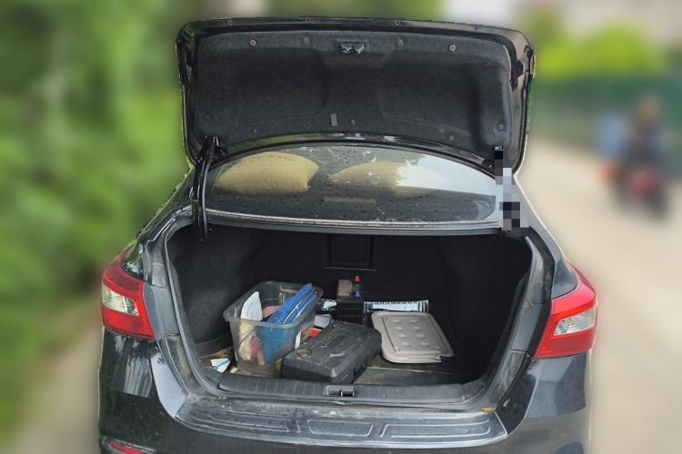Used Nissan Sylphy 2019 Classic 1.6XL CVT Luxury Edition Trunk