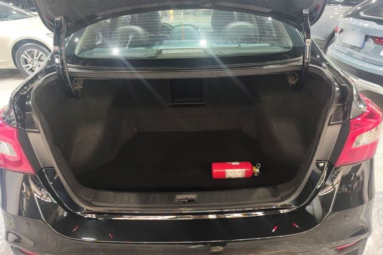 Used Nissan Sylphy 2019 Classic 1.6XL CVT Luxury Edition Trunk