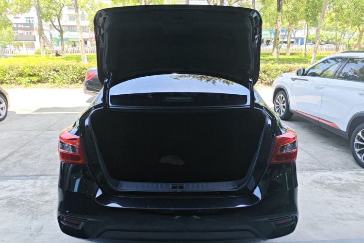 Used Nissan Sylphy 2019 Classic 1.6XL CVT Luxury Edition Trunk