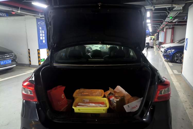 Used Nissan Sylphy 2019 Classic 1.6XL CVT Luxury Edition Trunk