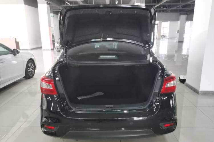 Used Nissan Sylphy 2019 Classic 1.6XE CVT Comfort Edition Trunk
