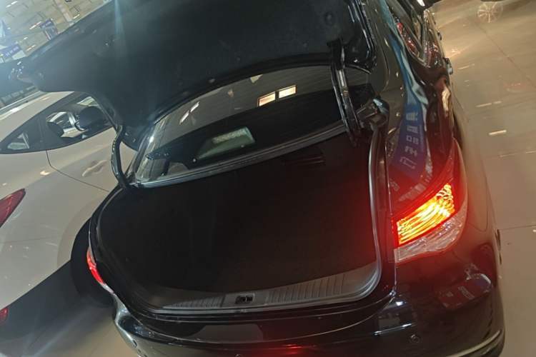 Used Nissan Sylphy 2019 Classic 1.6XE+ CVT SmartConnect Leading Edition Trunk