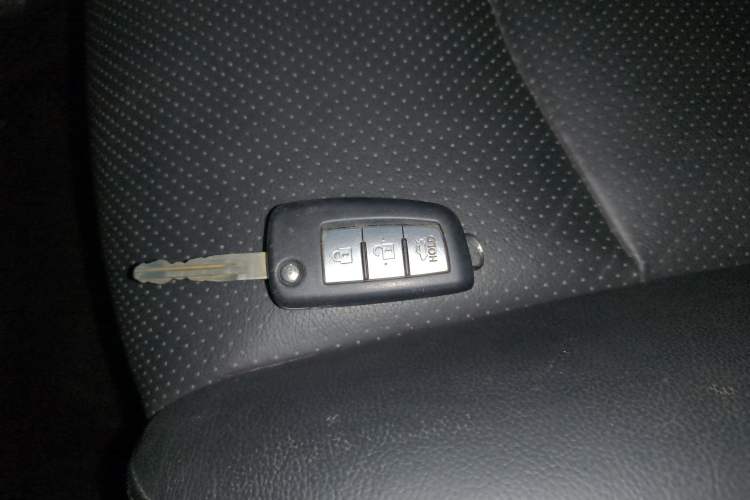 Used Nissan Sylphy 2019 1.6XL Manual Luxury Version China VI Standard Vehicle Key