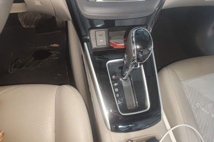 Used Nissan Sylphy 2019 1.6XV CVT Smart Connect Luxury Edition China VI Standard Vehicle Key
