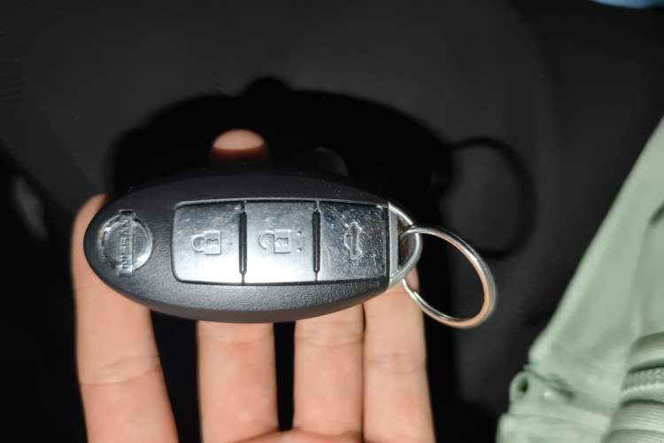 Used Nissan Sylphy 2019 1.6XV CVT Smart Connect Luxury Edition China V Standard Vehicle Key