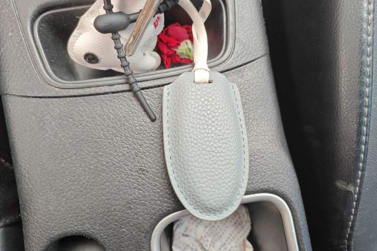 Used Nissan Sylphy 2019 1.6XV CVT Smart Connect Luxury Edition China V Standard Vehicle Key