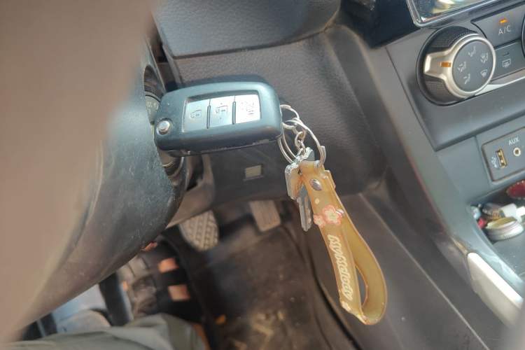 Used Nissan Sylphy 2019 Classic 1.6XE Manual Comfort Edition Vehicle Key