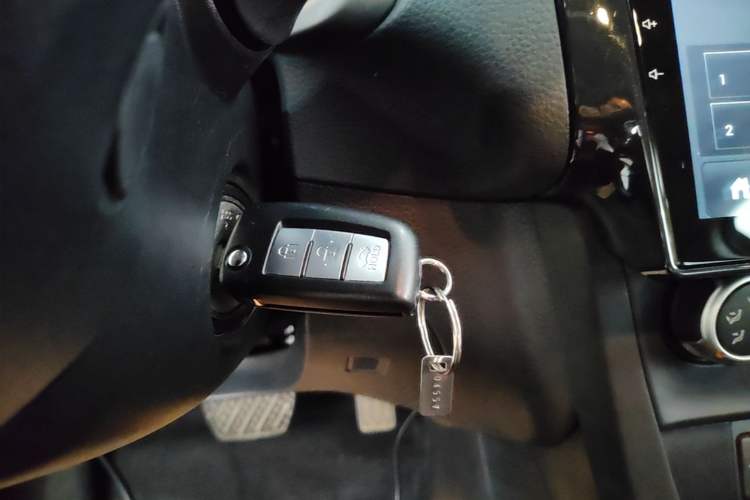 Used Nissan Sylphy 2019 Classic 1.6XE CVT Comfort Edition Vehicle Key