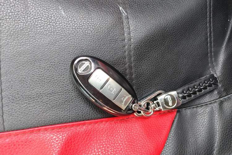 Used Nissan Sylphy 2019 1.6XV CVT Smart Connect Luxury Edition China VI Standard Vehicle Key