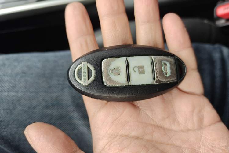 Used Nissan Sylphy 2019 1.6XV CVT Smart Connect Luxury Edition China VI Standard Vehicle Key