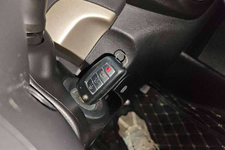 Used Nissan Sylphy 2019 Classic 1.6XE+ CVT SmartConnect Leading Edition Vehicle Key