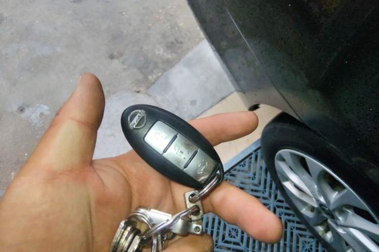 Used Nissan Sylphy 2019 1.6XV CVT Smart Connect Luxury Edition China VI Standard Vehicle Key